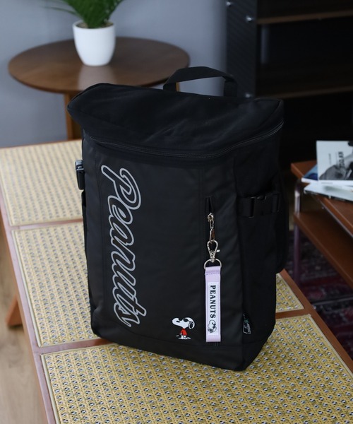 PEANUTS（ピーナッツ）の「SNOOPY スヌーピー ボックスリュック（バックパック/リュック・キッズ・ライトブルー/ブラック/ブラック系/パープル・FREE）」の2枚目の写真