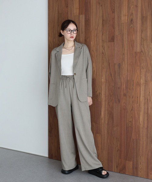 J by blue（ジェイバイブルー）の「テーラードジャケット×ワイドパンツ リネンライクセットアップ（セットアップ・レディース・モカ/グレー・MEDIUM）」の3枚目の写真