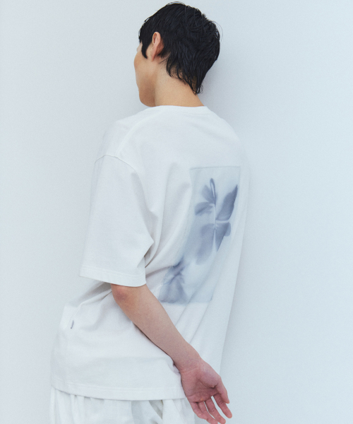 YOUTH(ユース)の「Printing Panel T-Shirt - White(Tシャツ/カットソー・レディース・その他・S/M/L)」の2枚目の写真