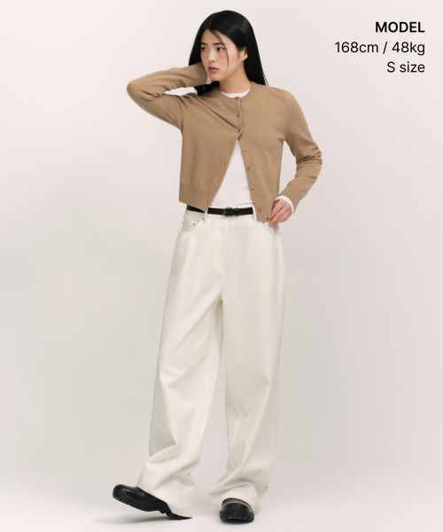 MUSINSA STANDARD WOMAN（ムシンサスタンダードウーマン）の「ウィメンズエッセンシャルラウンドネックカーディガン[ベージュ]（カーディガン/ボレロ・レディース・その他・SMALL/LARGE/X-SMALL/MEDIUM）」の2枚目の写真