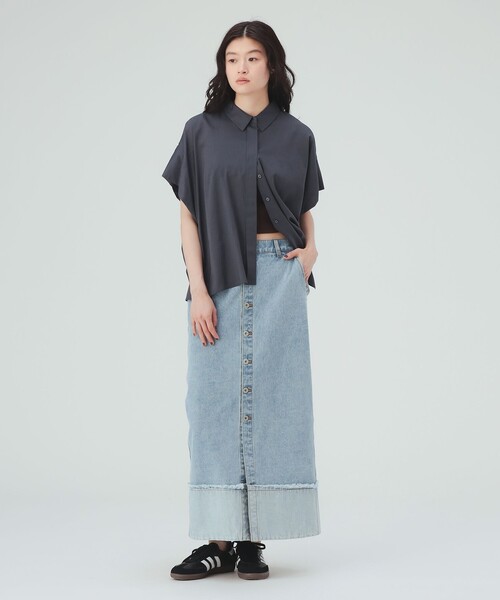 BEAMS HEART（ビームスハート）の「ターンバック デニム ボタン スカート（デニムスカート・レディース・インディゴブルー/ブラック/サックスブルー・SMALL/MEDIUM）」の8枚目の写真