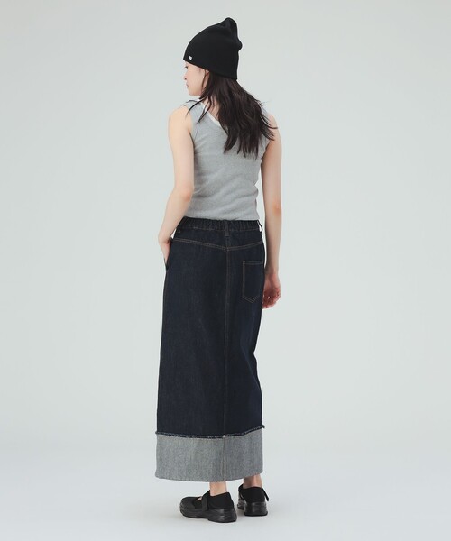 BEAMS HEART（ビームスハート）の「ターンバック デニム ボタン スカート（デニムスカート・レディース・インディゴブルー/ブラック/サックスブルー・SMALL/MEDIUM）」の13枚目の写真