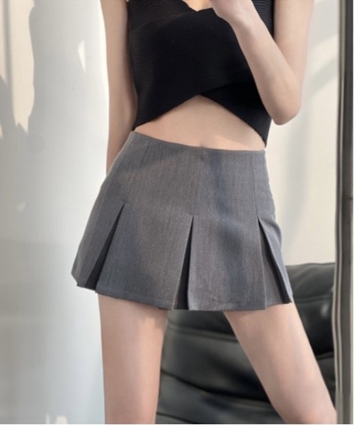 Vini（ヴィニ）の「プリーツミニスカート（スカート・レディース・ブラック/グレー/ホワイト・MEDIUM）」の14枚目の写真
