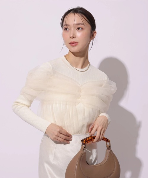 Mystrada(マイストラーダ)の「チュールペプラムドッキングニット(ニット/セーター・レディース・ブラック/ピンクベージュ/オフホワイト・38)」の17枚目の写真