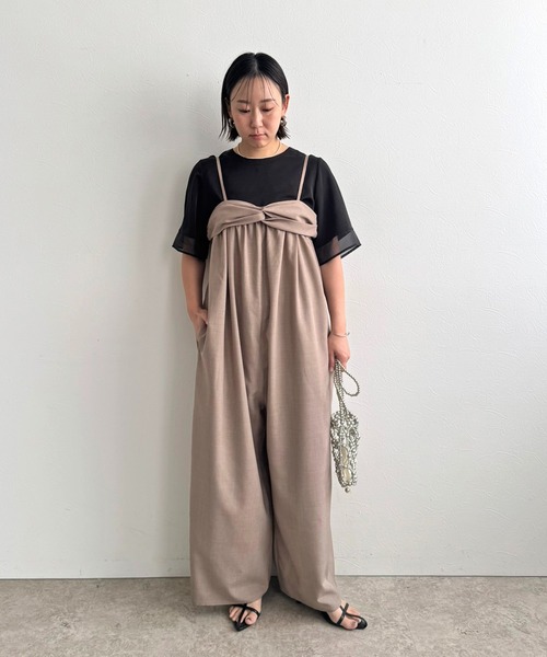 LHELBIE(レルビエ)の「ツイストビスチェサロペット(サロペット/オーバーオール・レディース・グレイッシュベージュ/ブラック/ネイビー・M)」の14枚目の写真