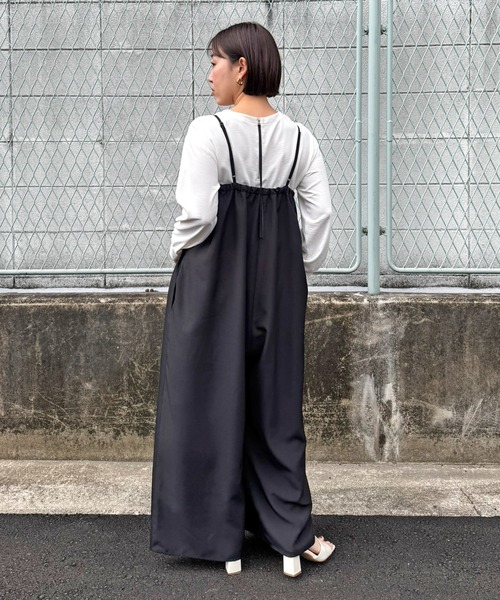 LHELBIE(レルビエ)の「ツイストビスチェサロペット(サロペット/オーバーオール・レディース・グレイッシュベージュ/ブラック/ネイビー・M)」の20枚目の写真