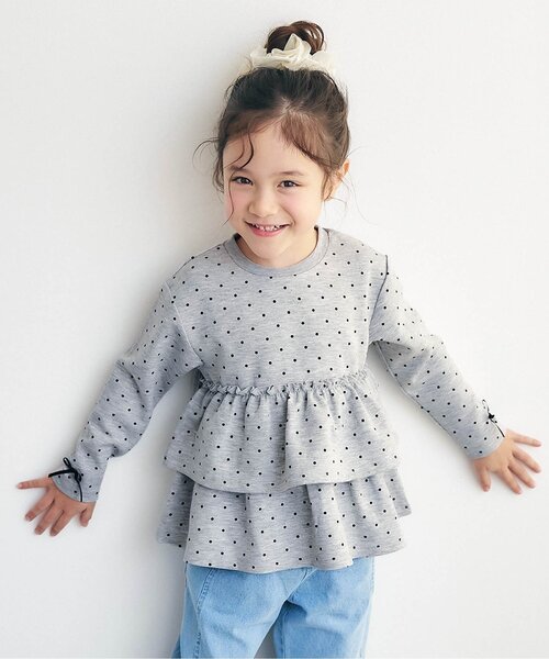 apres les cours（アプレレクール）の「袖リボンティアードペプラムトップス_ジュニア対応（Tシャツ/カットソー・キッズ・その他3/イエロー/ブラック/グレー/ピンク・110/100/90/80/140/130/120）」の3枚目の写真