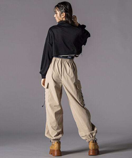 ZIDDY（ジディ）の「レースアップナイロンカーゴパンツ(130~160cm)（カーゴパンツ・キッズ・ブラック/ベージュ・150cm/130cm/140cm/FREE）」の7枚目の写真