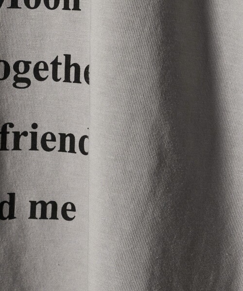 SACRA(サクラ)の「<SACRA>メッセージ Tシャツ(Tシャツ/カットソー・レディース・グレー系/ホワイト/ブラック・38)」の9枚目の写真