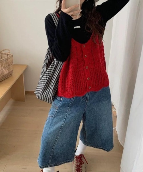 Ritzy（リッツィー）の「7色展開　ニットキャミソールベスト（ベスト・レディース・ブラック/ベージュ/グレー/レッド/イエロー/ブルー/グリーン・FREE）」の7枚目の写真