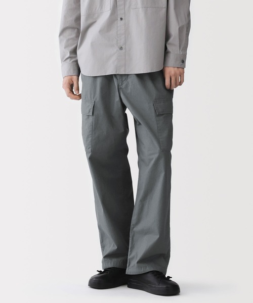 MUJI Labo(ムジラボ)の「〔MUJI Labo〕紳士 コットン ライトキャンバス イージーカーゴパンツ(カーゴパンツ・メンズ・チャコールグレー/サンドベージュ/ブラック・L/M/S/XL)」の2枚目の写真