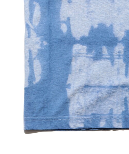 BEAMS PLUS(ビームスプラス)の「Crew Tee "Itajime Shibori"(Tシャツ/カットソー・メンズ・イエロー/サックスブルー/グリーン・X-LARGE/XX-LARGE/LARGE/MEDIUM/SMALL)」の12枚目の写真