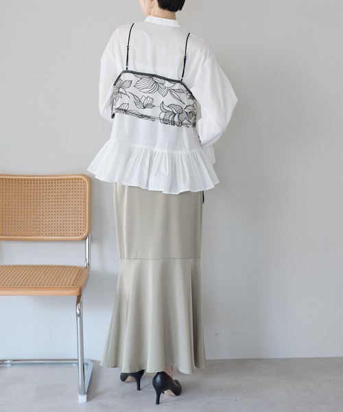 r.(アールドット)の「花柄刺繍チュールビスチェ(キャミソール・レディース・キナリ/ブラック・FREE)」の10枚目の写真