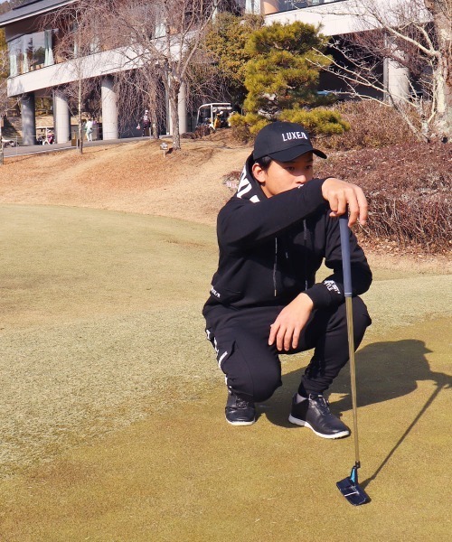 LUXE/R GOLF(ラグジュ ゴルフ)の「(RM)【LUXE/R GOLF】ポンチ ポケット付き コード刺繍 パーカー(パーカー・メンズ・ベージュ系/ブラック/ホワイト・X-LARGE/LARGE/MEDIUM)」の13枚目の写真