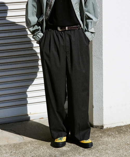 JOURNAL STANDARD(ジャーナルスタンダード)の「TRモダン ワイド スラックス(スラックス・メンズ・スミクロ/ネイビー/ベージュ系その他/ブラック・SMALL/MEDIUM/LARGE)」の3枚目の写真