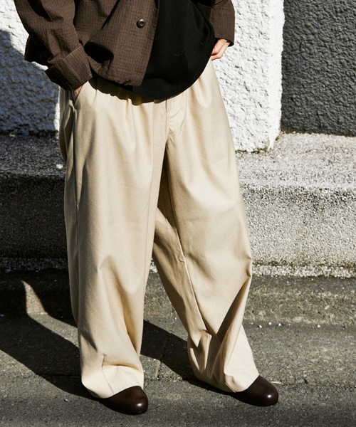 JOURNAL STANDARD(ジャーナルスタンダード)の「TRモダン ワイド スラックス(スラックス・メンズ・スミクロ/ネイビー/ベージュ系その他/ブラック・SMALL/MEDIUM/LARGE)」の15枚目の写真
