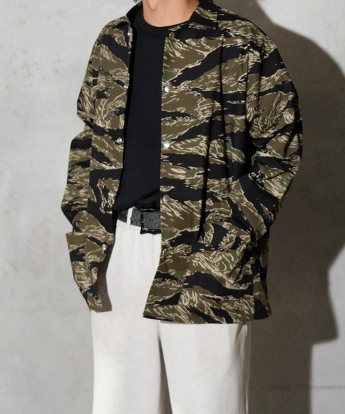 SUNNY  SPORTS（サニースポーツ）の「SUNNY SPORTS / サニースポーツ PRINTED COVER JACKET カモフラージュ レオパード ワークジャケット（カバーオール・メンズ・アニマル/レオパード・MEDIUM/LARGE）」の12枚目の写真