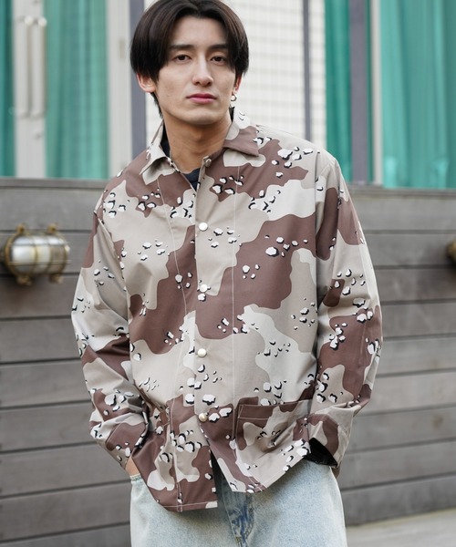 SUNNY  SPORTS（サニースポーツ）の「SUNNY SPORTS / サニースポーツ PRINTED COVER JACKET カモフラージュ レオパード ワークジャケット（カバーオール・メンズ・アニマル/レオパード・MEDIUM/LARGE）」の4枚目の写真