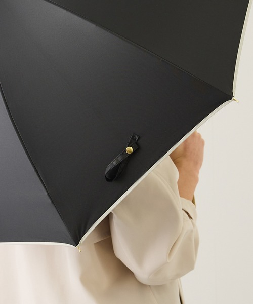 ROPE'（ロペ）の「[晴雨兼用/超撥水]バンブーハンドルバイカラーパラソル(長傘・日傘)/UV100%カット/完全遮光生地（長傘・レディース・ブラック/キナリ・FREE）」の13枚目の写真