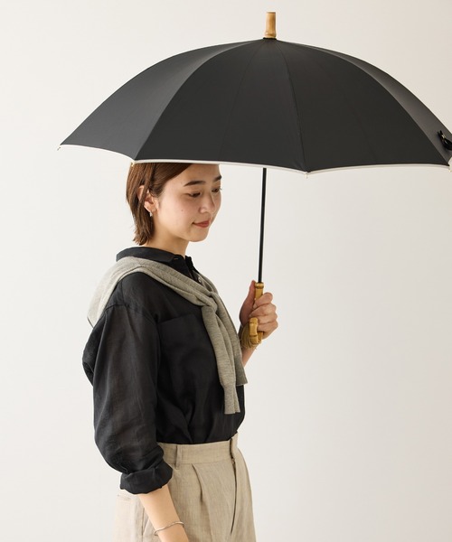 ROPE'（ロペ）の「[晴雨兼用傘]バンブーハンドルバイカラー長傘(撥水雨傘・遮熱日傘)/UV&遮光率100%カット/近赤外線99.9％（長傘・レディース・ブラック/キナリ・FREE）」の6枚目の写真