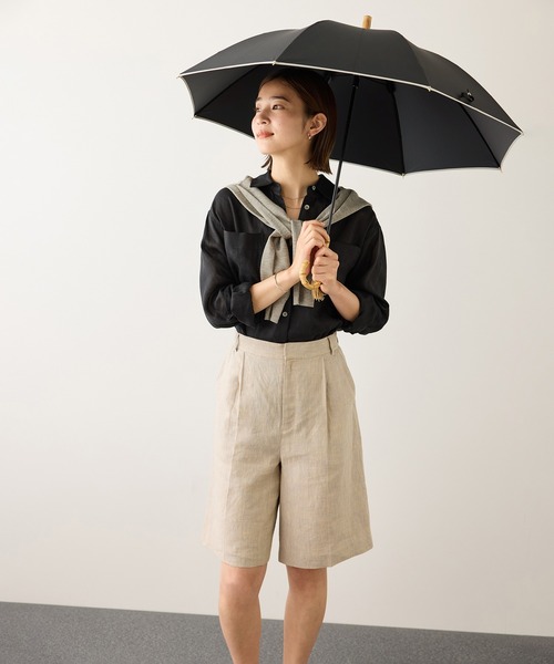 ROPE'（ロペ）の「[晴雨兼用傘]バンブーハンドルバイカラー長傘(撥水雨傘・遮熱日傘)/UV&遮光率100%カット/近赤外線99.9％（長傘・レディース・ブラック/キナリ・FREE）」の5枚目の写真