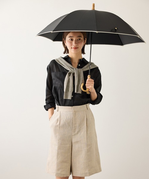 ROPE'（ロペ）の「[晴雨兼用傘]バンブーハンドルバイカラー長傘(撥水雨傘・遮熱日傘)/UV&遮光率100%カット/近赤外線99.9％（長傘・レディース・ブラック/キナリ・FREE）」の4枚目の写真