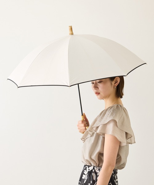 ROPE'（ロペ）の「[晴雨兼用傘]バンブーハンドルバイカラー長傘(撥水雨傘・遮熱日傘)/UV&遮光率100%カット/近赤外線99.9％（長傘・レディース・ブラック/キナリ・FREE）」の7枚目の写真