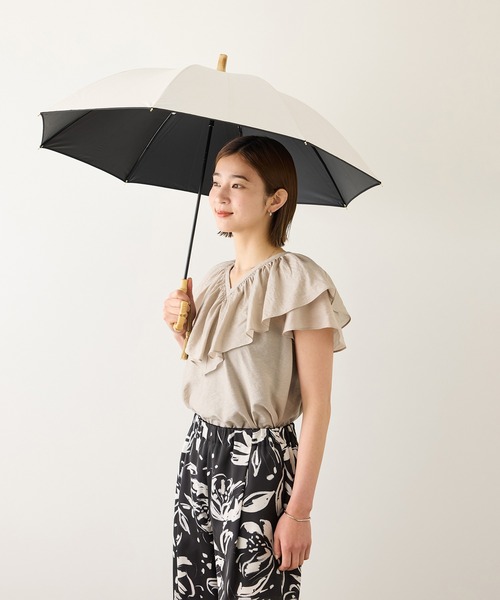 ROPE'（ロペ）の「[晴雨兼用傘]バンブーハンドルバイカラー長傘(撥水雨傘・遮熱日傘)/UV&遮光率100%カット/近赤外線99.9％（長傘・レディース・ブラック/キナリ・FREE）」の9枚目の写真