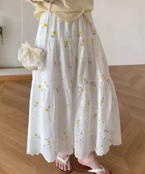 SHOUYO(ショウヨウ)の「小花フレア ロングスカート(スカート・レディース・イエロー/レッド/パープル/ブルー/ピンク・M)」の4枚目の写真