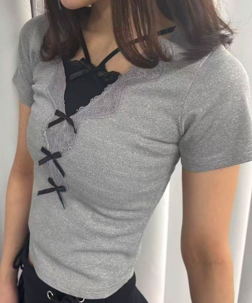 Lots of Love（ロッツオブラブ）の「レイヤード風フロントレーストップス（Tシャツ/カットソー・レディース・グレー・M）」の4枚目の写真