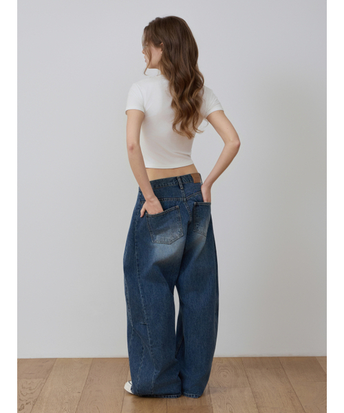 CCOMA(コンマ)の「CMJ05 カーブドダートバルーンブルーデニムパンツ(デニムパンツ・レディース・その他・SMALL/MEDIUM/LARGE)」の2枚目の写真