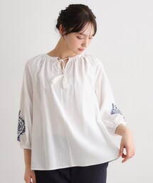 LAURA ASHLEY（ローラアシュレイ）の「【コットン100％／7分袖／4colors】フォスコット ダマスク柄 刺繍ブラウス（シャツ/ブラウス）」