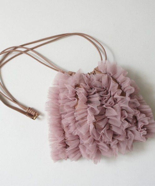CACHELLIE（カシェリエ）の「TULLE POUCH SHOULDER（ショルダーバッグ・レディース・ピンク/グレー・FREE）」の6枚目の写真