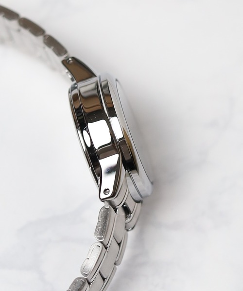 CASIO(カシオ)の「【CASIO】クラシックドレス カラーフェイス(アナログ腕時計・レディース・シルバー系その他2/ピンク/ブラック・FREE)」の6枚目の写真