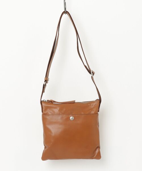 Creed（クリード）の「NEW CHROME(ニュークローム)/ミニショルダーバッグ（ショルダーバッグ・メンズ・チョコ/ブラック/キャメル・FREE）」の2枚目の写真