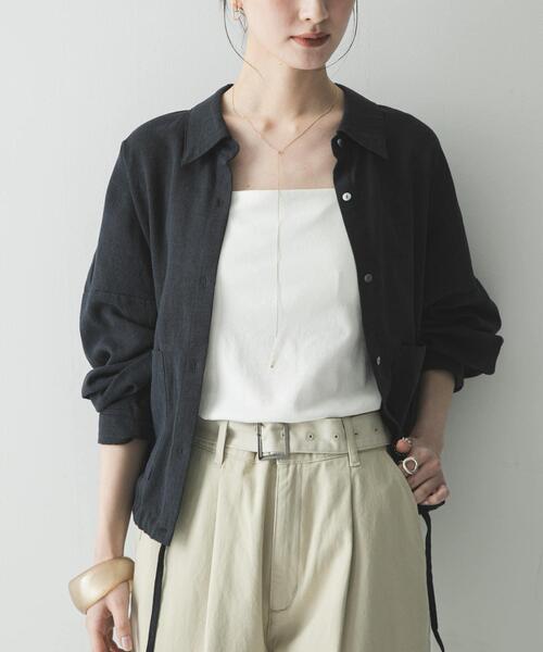 URBAN RESEARCH(アーバンリサーチ)の「ラミーレーヨンワイドショートシャツ(シャツ/ブラウス・レディース・オフホワイト/ネイビー/レッド系その他・FREE)」の13枚目の写真