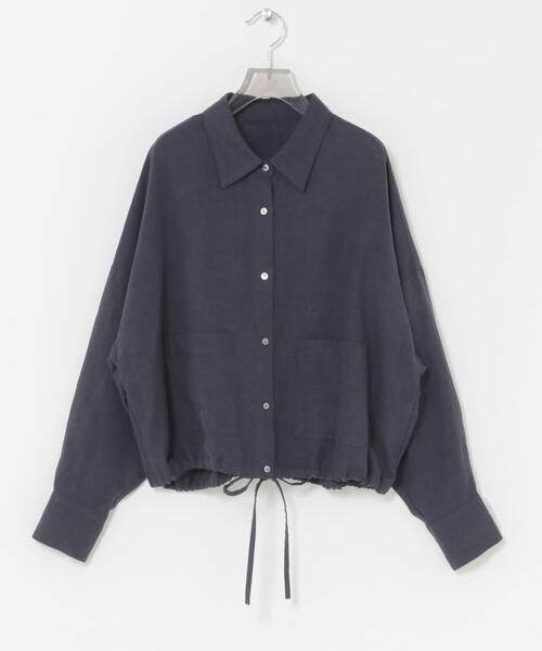 URBAN RESEARCH(アーバンリサーチ)の「ラミーレーヨンワイドショートシャツ(シャツ/ブラウス・レディース・オフホワイト/ネイビー/レッド系その他・FREE)」の17枚目の写真