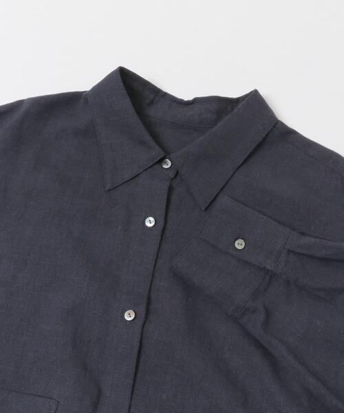 URBAN RESEARCH(アーバンリサーチ)の「ラミーレーヨンワイドショートシャツ(シャツ/ブラウス・レディース・オフホワイト/ネイビー/レッド系その他・FREE)」の18枚目の写真