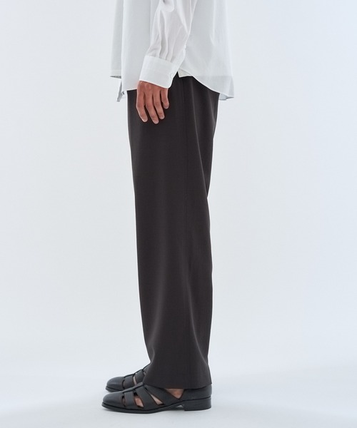 ESTNATION（エストネーション）の「ESTNATION / ストレッチサッカー イージースラックス（スラックス・メンズ・チャコールグレー/ベージュ・LARGE/MEDIUM）」の17枚目の写真