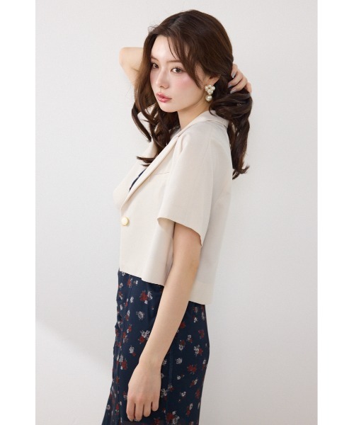 rienda（リエンダ）の「【AKB48 行天優莉奈さん着用】ラグランショートジャケット　春服　夏服（テーラードジャケット・レディース・グレー/ブラック/アイボリー・FREE）」の8枚目の写真