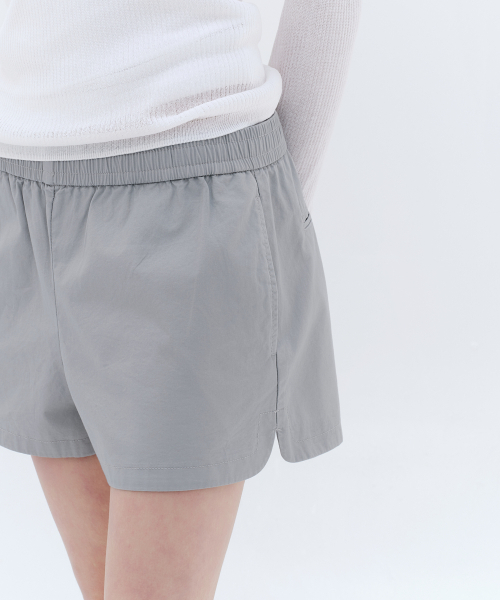 MUSINSA STANDARD WOMAN（ムシンサスタンダードウーマン）の「ウィメンズコットンバンディングショーツ[ライトグレー]（その他パンツ・レディース・その他・24/26/28/30）」の5枚目の写真