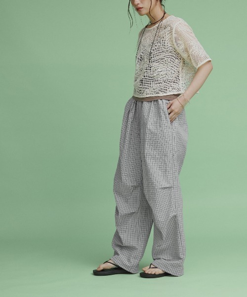 W:Huku(フーク)の「チェック サッカー レイヤード イージーパンツ / Checkered Layered Easy Pants(その他パンツ・レディース・グレー/ブルー/アイボリー・FREE)」の10枚目の写真