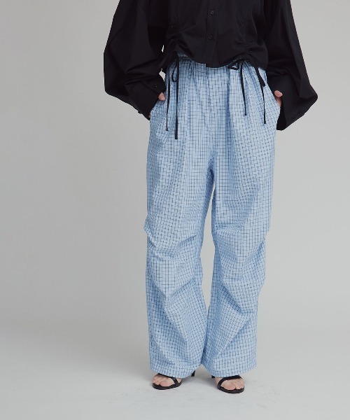 W:Huku(フーク)の「チェック サッカー レイヤード イージーパンツ / Checkered Layered Easy Pants(その他パンツ・レディース・グレー/ブルー/アイボリー・FREE)」の13枚目の写真