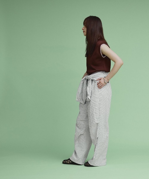 W:Huku(フーク)の「チェック サッカー レイヤード イージーパンツ / Checkered Layered Easy Pants(その他パンツ・レディース・グレー/ブルー/アイボリー・FREE)」の19枚目の写真