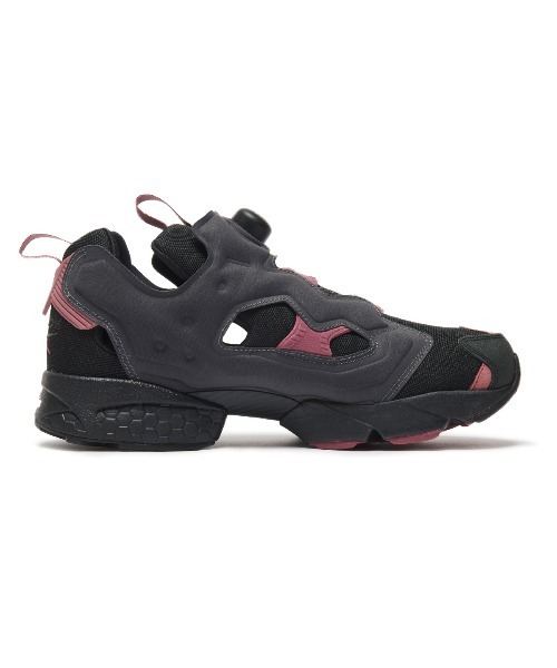 Reebok（リーボック）の「REEBOK INSTAPUMP FURY 94（リーボック インスタポンプ フューリー 94）（スニーカー・メンズ・ブラック・26cm/25.5cm/24.5cm/23.5cm/23cm/28.5cm/28cm/29cm/26.5cm/27.5cm/27cm/24cm/25cm）」の4枚目の写真