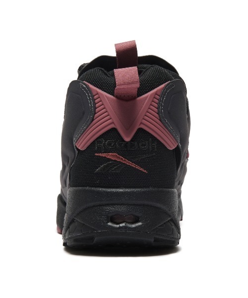 Reebok（リーボック）の「REEBOK INSTAPUMP FURY 94（リーボック インスタポンプ フューリー 94）（スニーカー・メンズ・ブラック・26cm/25.5cm/24.5cm/23.5cm/23cm/28.5cm/28cm/29cm/26.5cm/27.5cm/27cm/24cm/25cm）」の8枚目の写真