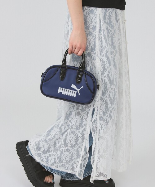 PUMA(プーマ)の「【別注】PUMA / ミニ グリップ バッグ(ハンドバッグ・レディース・ブルー・ONE SIZE)」の4枚目の写真