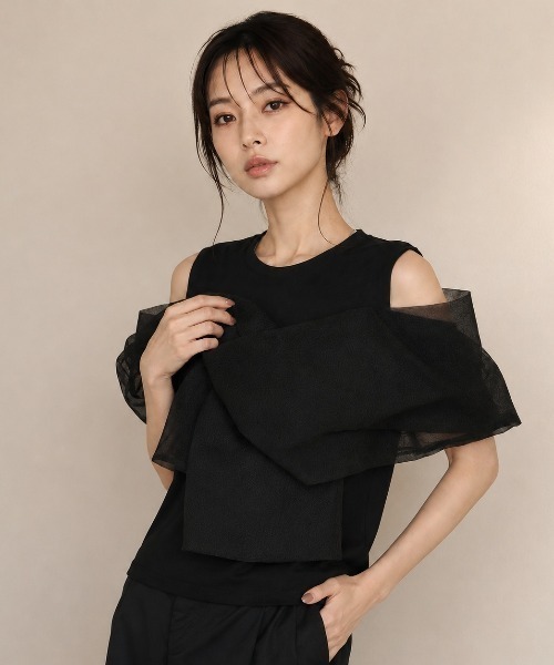 Lateru(ラテル)の「シアーレイヤーデザインカットソー オフショル風 Tシャツ トップス レディース(Tシャツ/カットソー・レディース・ブラック/ホワイト・FREE)」の2枚目の写真