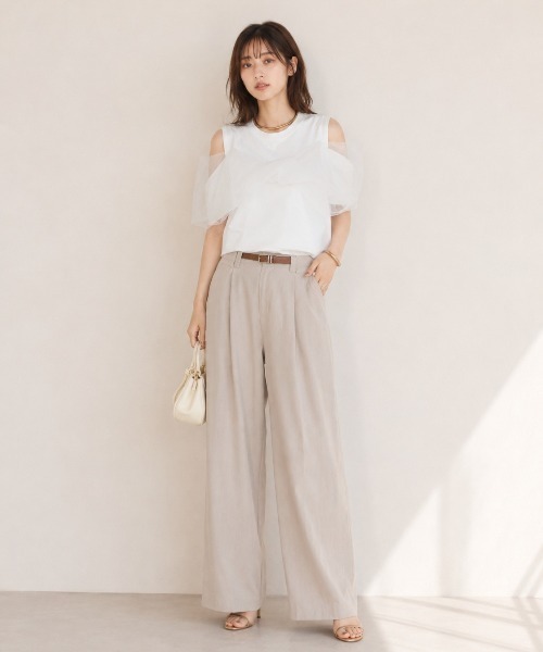 Lateru(ラテル)の「シアーレイヤーデザインカットソー オフショル風 Tシャツ トップス レディース(Tシャツ/カットソー・レディース・ブラック/ホワイト・FREE)」の6枚目の写真