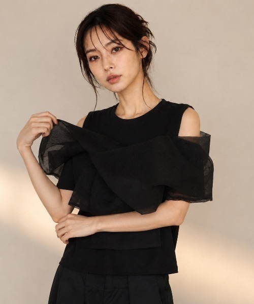 Lateru(ラテル)の「シアーレイヤーデザインカットソー オフショル風 Tシャツ トップス レディース(Tシャツ/カットソー・レディース・ブラック/ホワイト・FREE)」の14枚目の写真